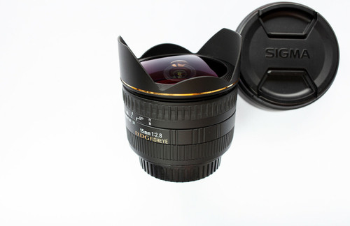 Sigma f2 8 dg - 15, f2.8